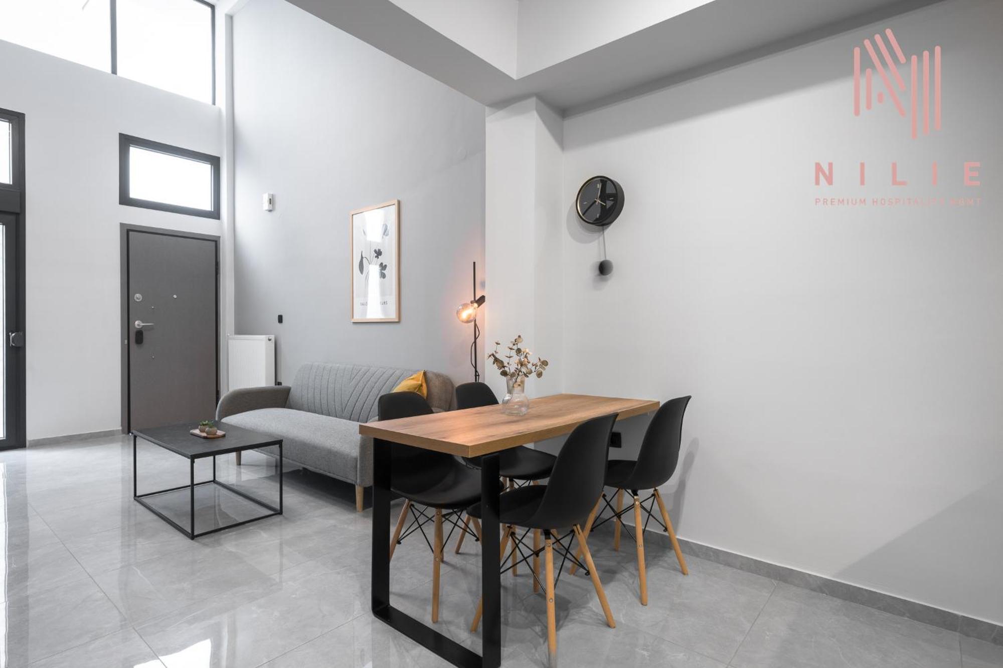 Railway Lofts, Nilie Hospitality Mgmt Apartment Thessaloníki Ngoại thất bức ảnh